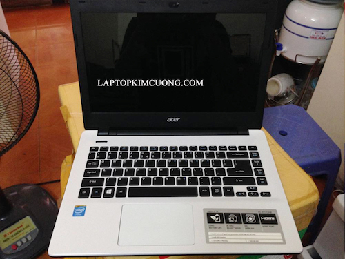 Laptop Acer Aspire E5-411