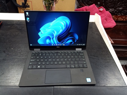 Dell Xps 13 9365 i7-8500Y 13.3inQHD+ Touch