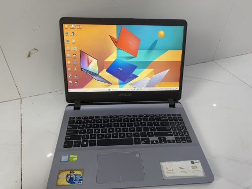 Asus VivoBook X507UF i7 8550U MX130 15.6IN