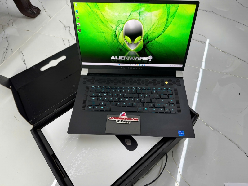 Alienware x17 R1 Core i7 11800H RTX3070 17IN 360Hz Alienware x17 R1 Core i7 11800H RTX3070 17IN 360Hz