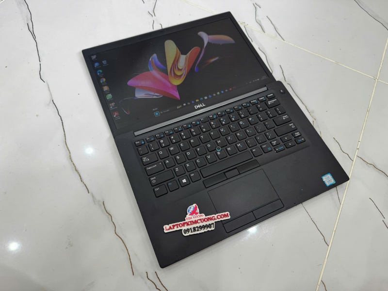 Dell latitude 7490 Core i7 8650U 14IN Dell latitude 7490 Core i7 8650U 14IN