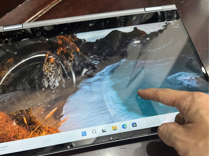 Dell 5406 2in1 i5 1135g7 8g 512g Vga MX330 Touch