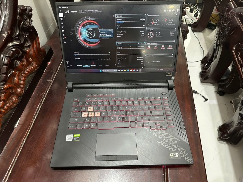 Asus Rog Strix G512 i5 10300H/16GB/512GB/GTX1650Ti