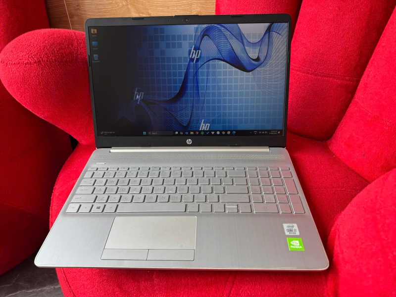 HP 15s du1077TX i7 10510U 8G 512G MX130 15.6FHD