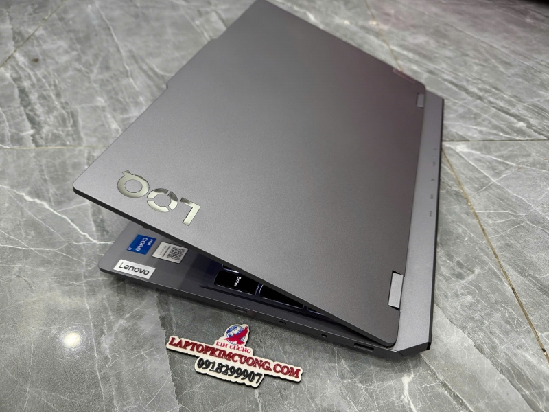 Lenovo Gaming LOQ 15IAX9 i5 12450HX RTX3050