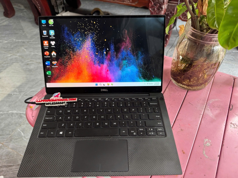 Dell XPS 7390 Core i5 10210U 13.3 FHD Cảm Ứng