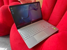 HP 15s du1077TX i7 10510U 8G 512G MX130 15.6FHD